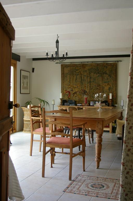 L'Ancienne Forge 27 Rue De La Creche Bourg Born Bed & Breakfast Villereal Bagian luar foto